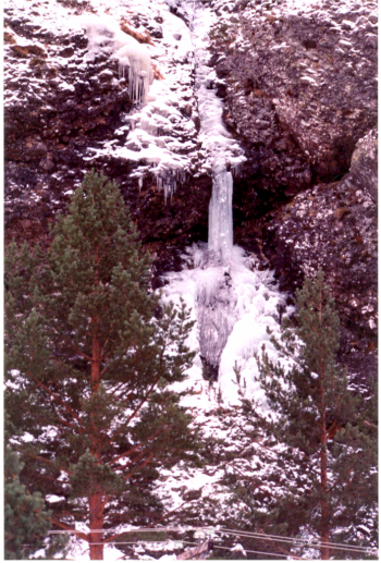Cascada en Llánaves